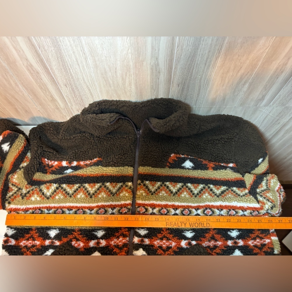 GiGiO Brown Fleece Sherpa Jacket with Tribal Pattern USA - Picture 8 of 11